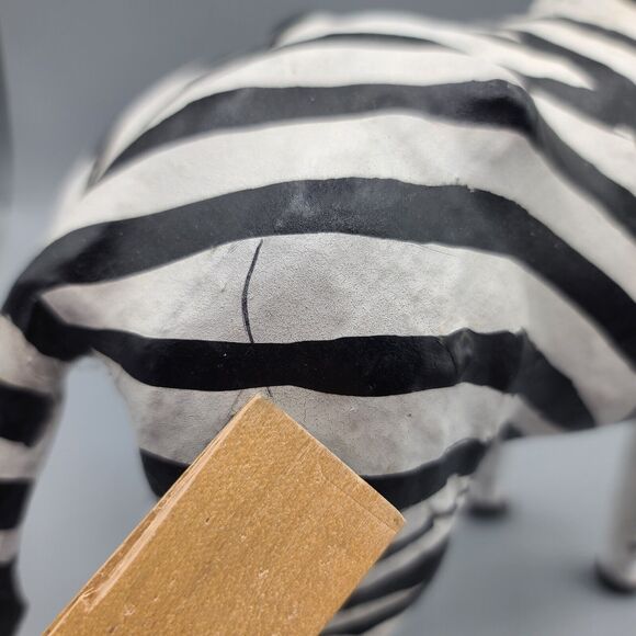 Leather Wrapped African Zebra Paper Mache Figure Statue Made In India - Picture 14 of 16